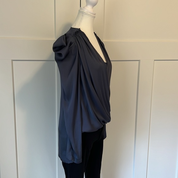 BCBG Max Aztia Drape Sleeve Wrap Blouse Size XXS Charcoal - Picture 5 of 8